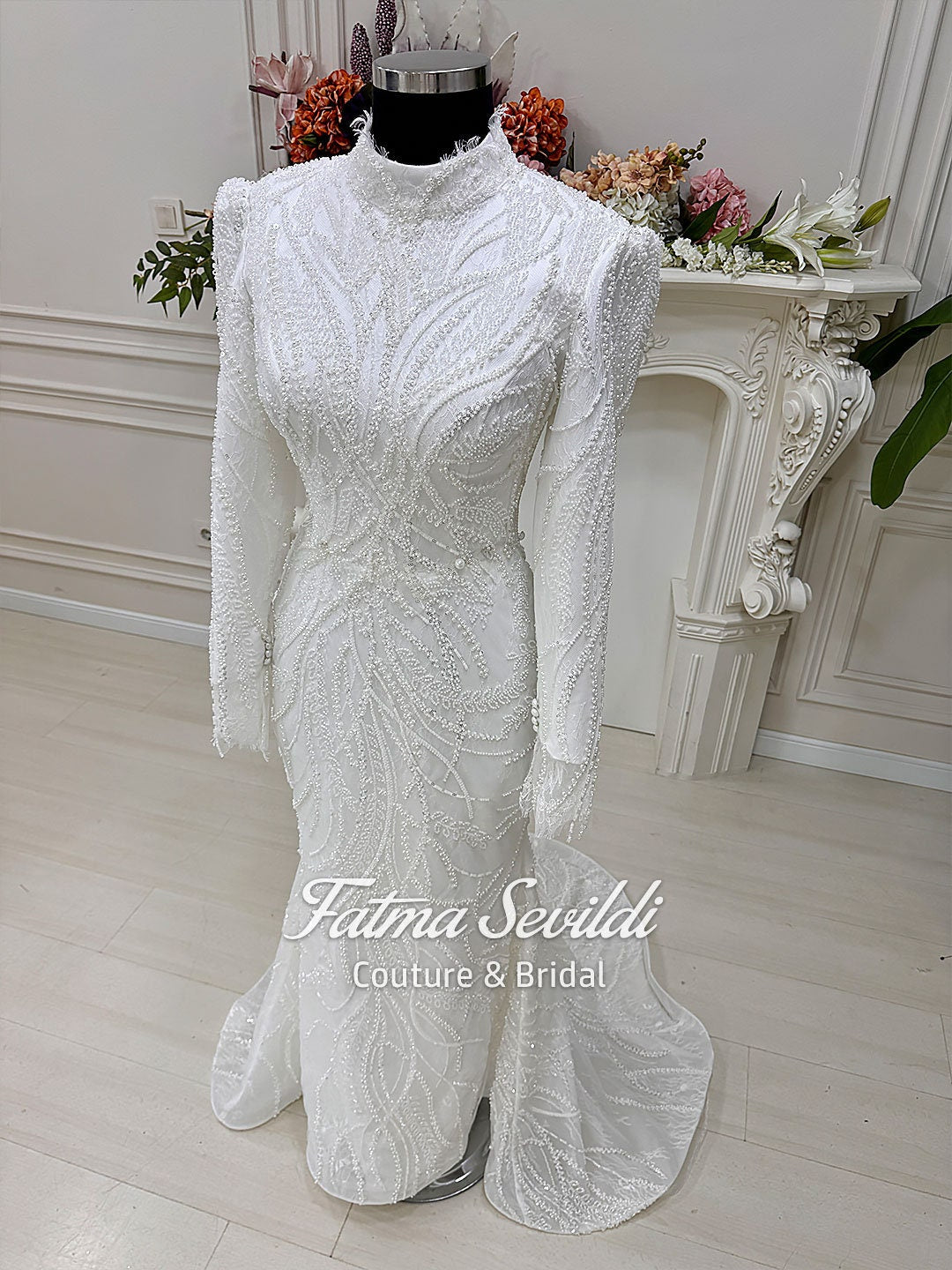Veiled Mermaid Hijab Wedding Dress, Detachable Skirt, Beaded Lace Long Sleeve Gown 44 / White Veiled Mermaid Hijab Wedding Dress, Detachable Skirt, Beaded Lace Long Sleeve Gown 44 / White