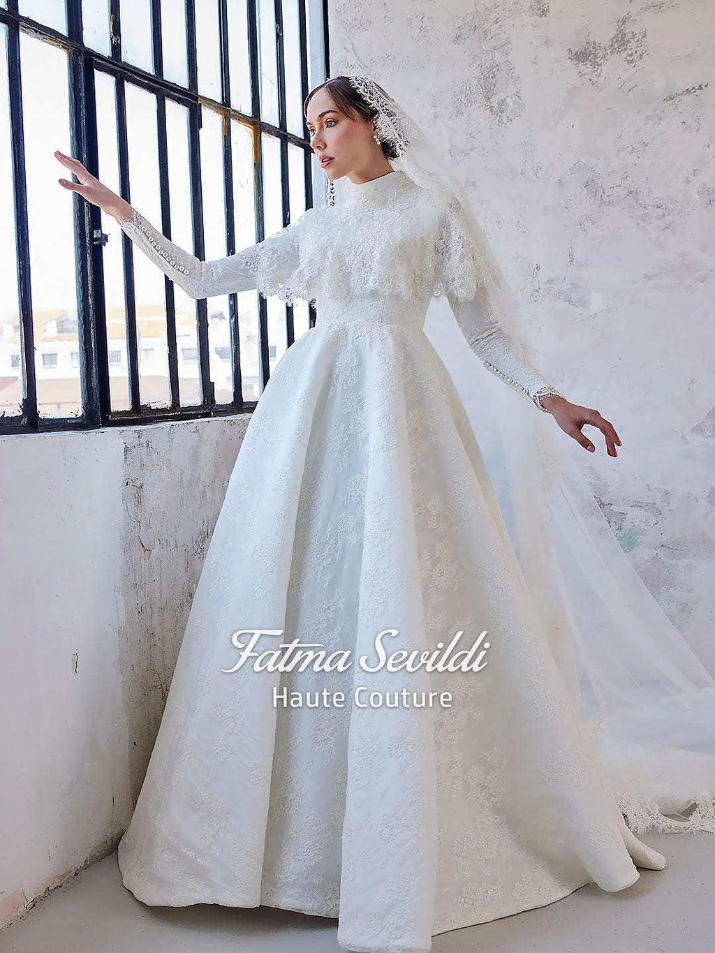 Veiled elegant modest hijab lace wedding gown with long sleeves