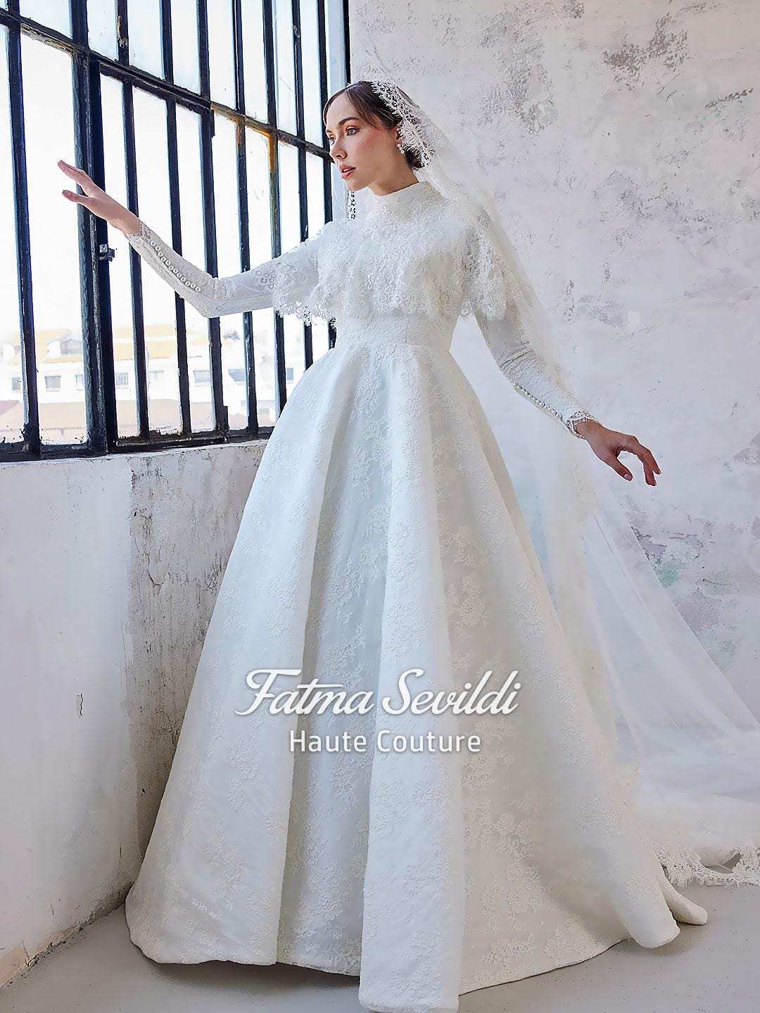 Veiled elegant modest hijab lace wedding gown with long sleeves