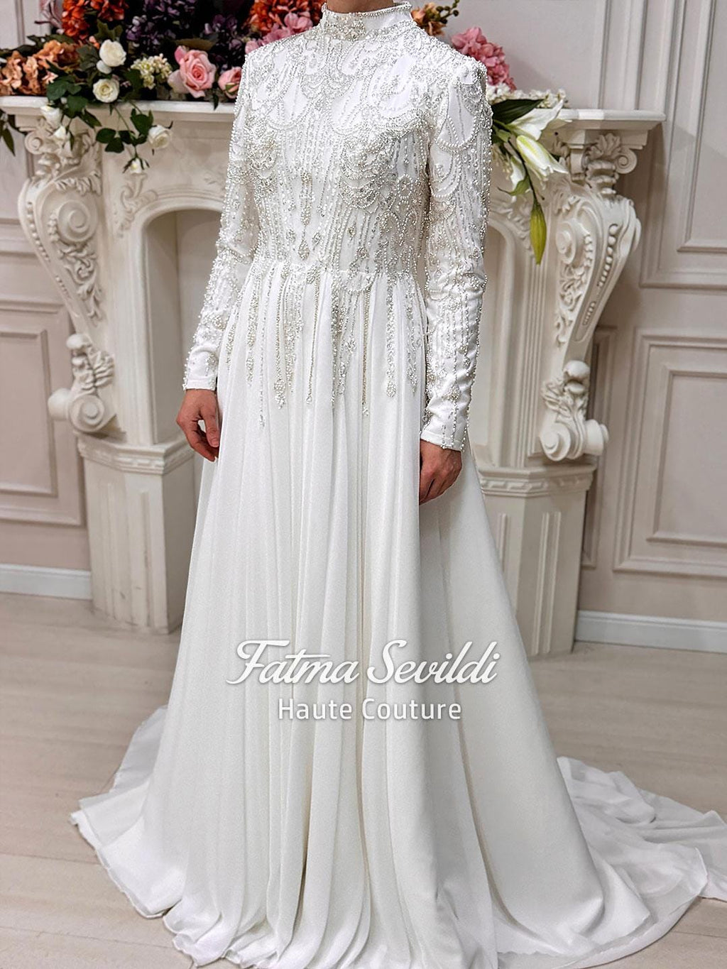 Veiled Muslim wedding dress with beaded lace long sleeves