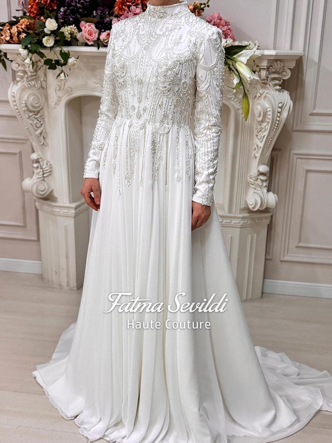 Veiled Muslim wedding dress with beaded lace long sleeves