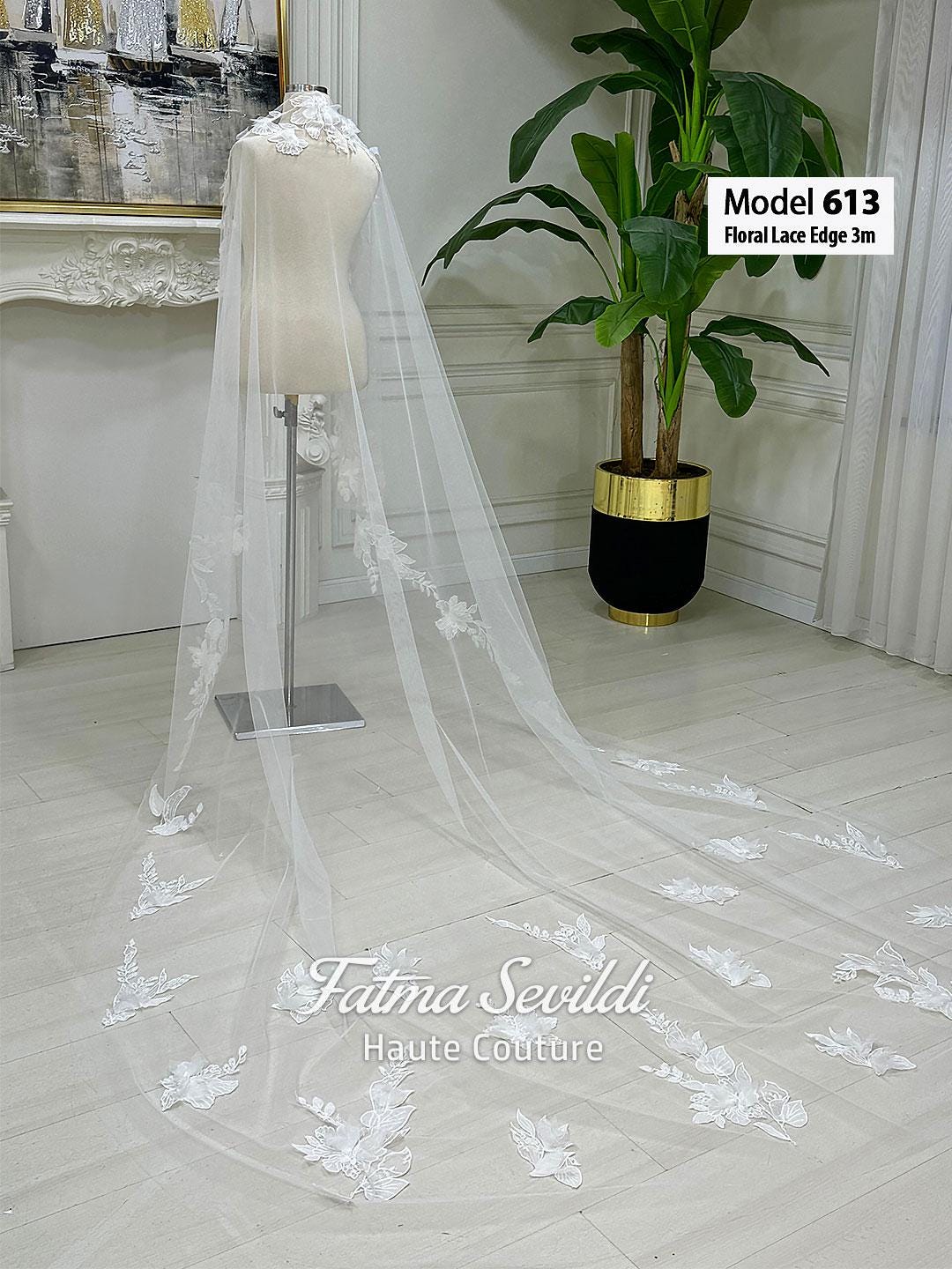 Delicate 3m white lace cathedral bridal veil with embroidered floral edges