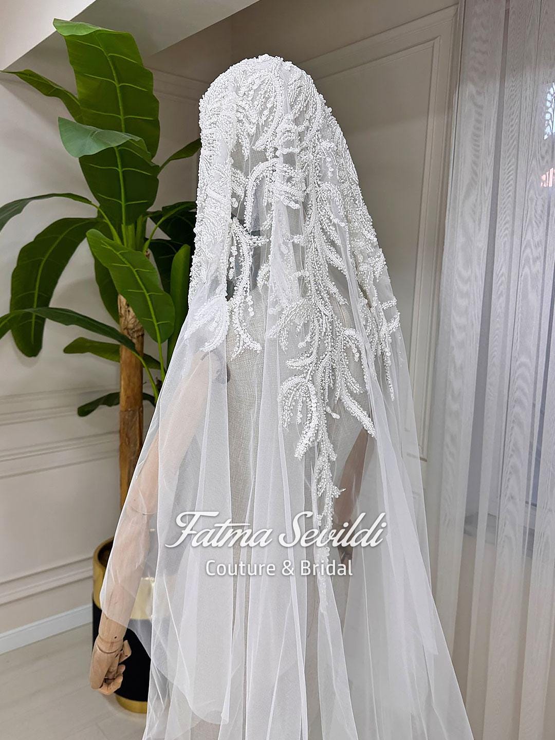 Delicate beaded leaf veil for veiled hijab wedding dress