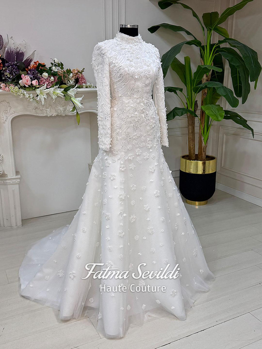 Veiled mermaid hijab wedding dress with beaded lace embroidery