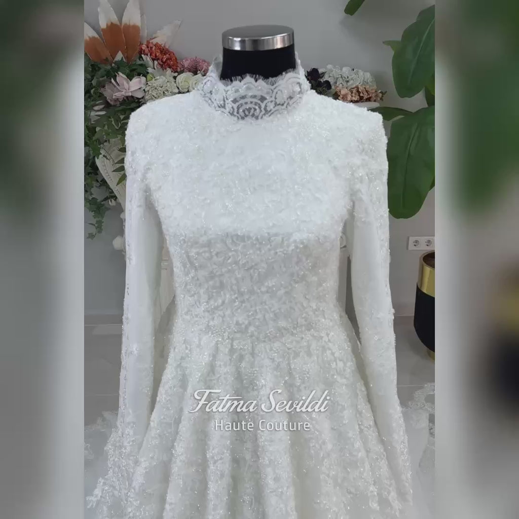 Luxury Hijab Wedding Dress Veiled Sparkle Tulle Long Sleeve Modest Bridal Gown