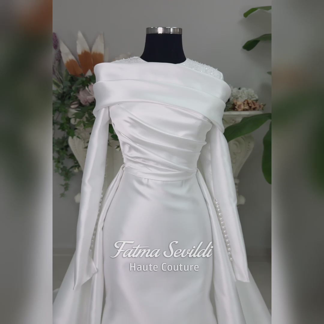 Saten Tesettür Gelinlik, Uzun Kollu Balık Kesim Gelinlik, Mantilla Dantelli Duvaklı Lüks Tesettür Bridal