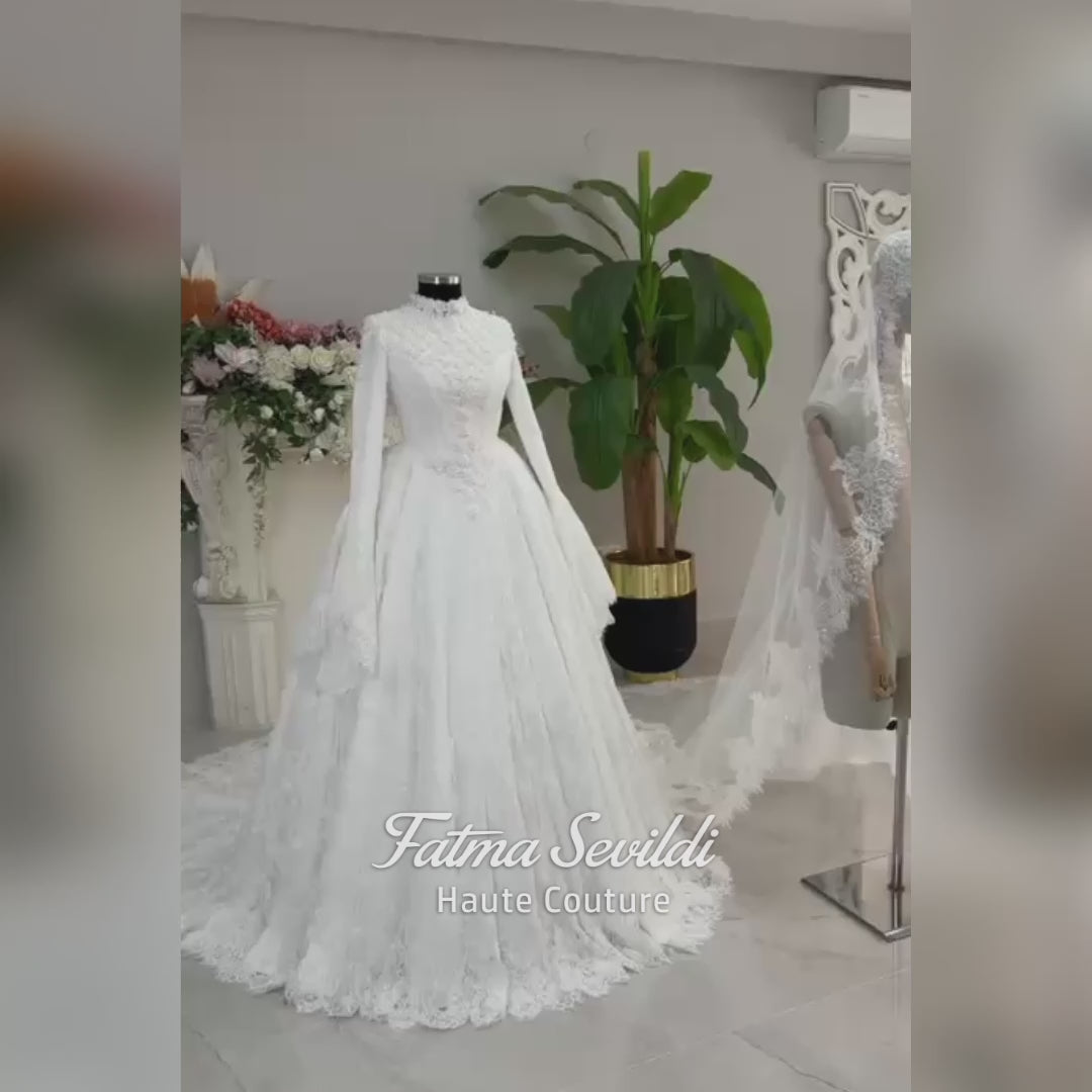 Lüks Prenses Model Tesettür Gelinlik, Uzun Kollu Yüksek Yaka, Duvaklı Hijab Gelinlik