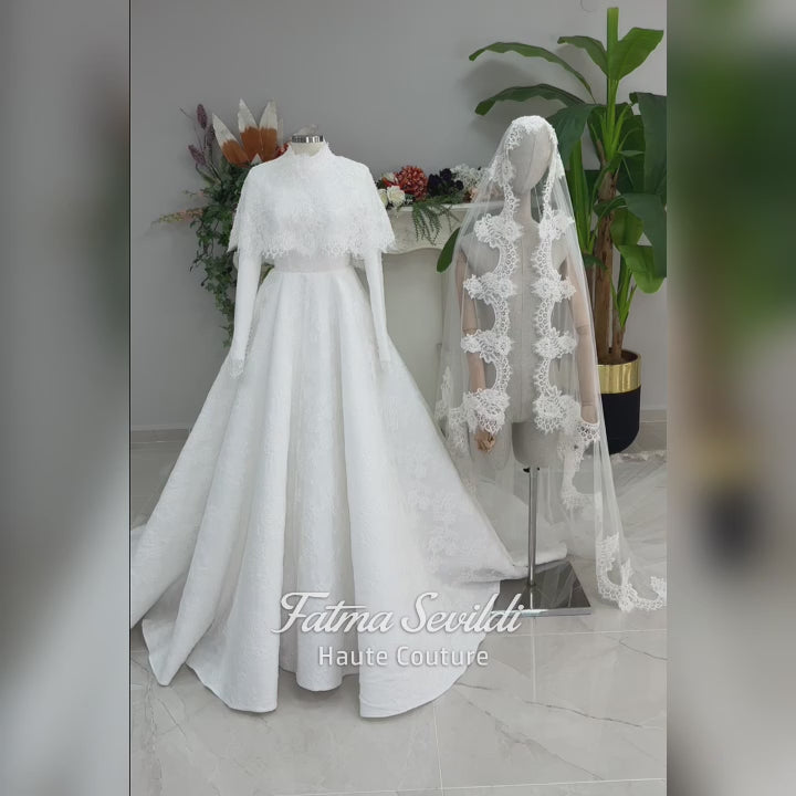 Çıkarılabilir Dantelli Pelerinli Tesettür Gelinlik, Katedral Kuyruklu, Zarif Duvaklı Haute Couture Gelinlik