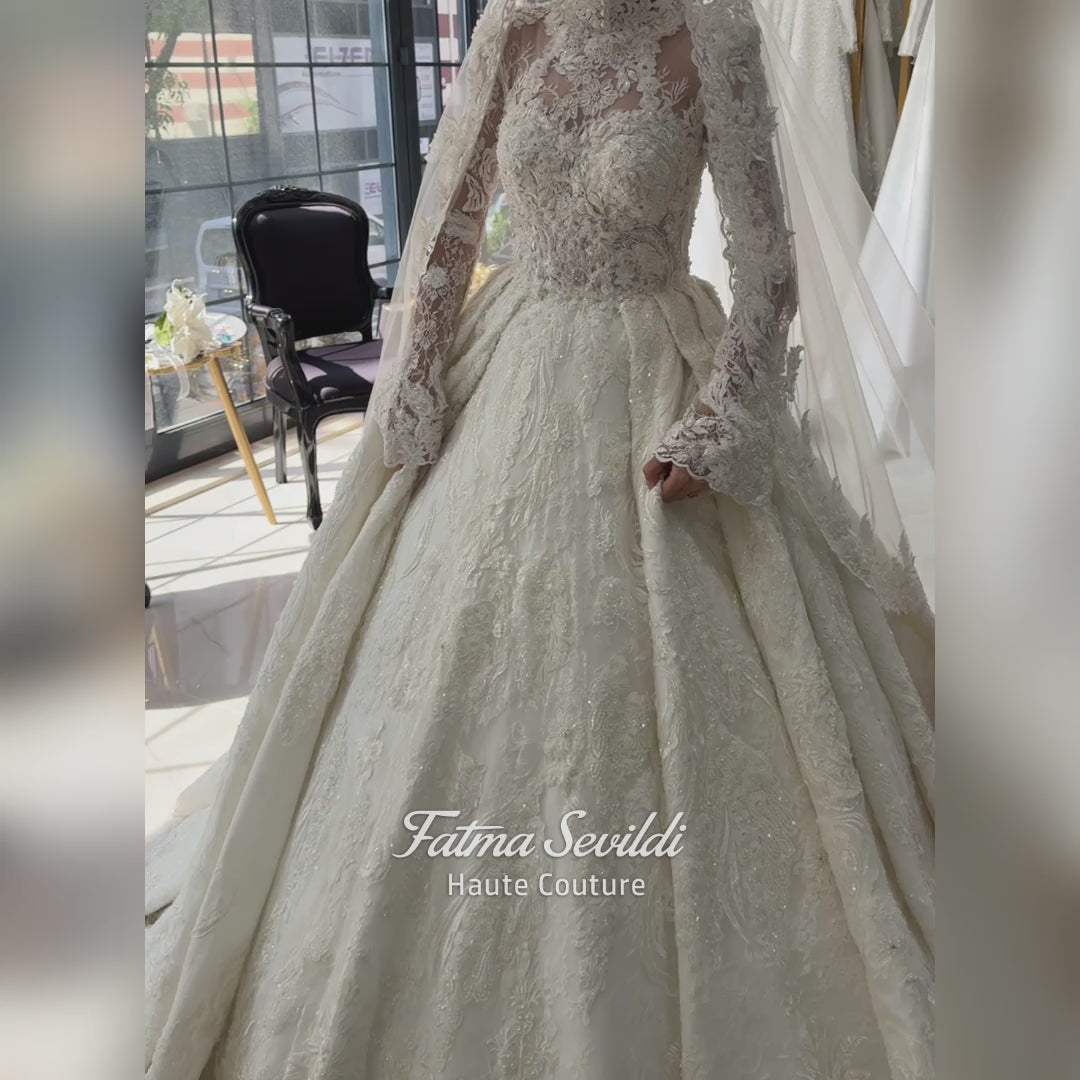 Ivory Luxury Hijab Wedding Dress Veiled Beaded Lace Long Sleeve Princess Bridal Gown